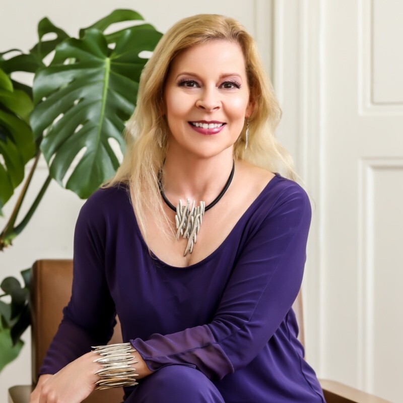 Gina Johnson Holistic Entrepreneurial Business Coach